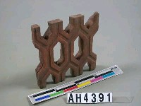 藏品(花磚﹝柳條窗托﹞)的圖片